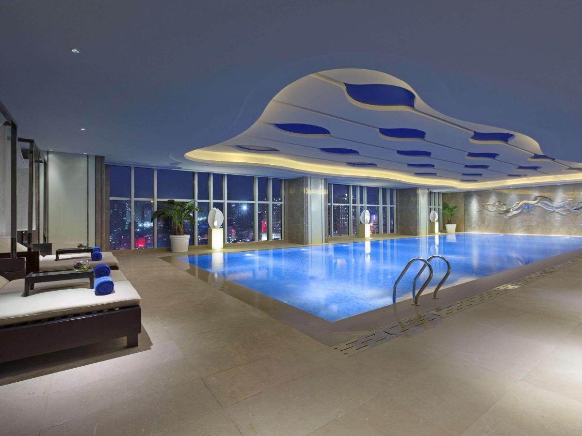 Pullman Yantai Center Hotel ภายนอก รูปภาพ