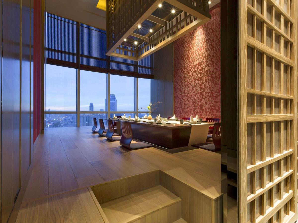 Pullman Yantai Center Hotel ภายนอก รูปภาพ
