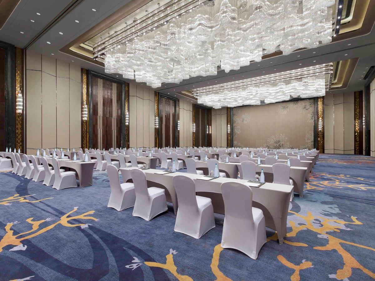 Pullman Yantai Center Hotel ภายนอก รูปภาพ